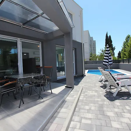 Apartment Karlo 2