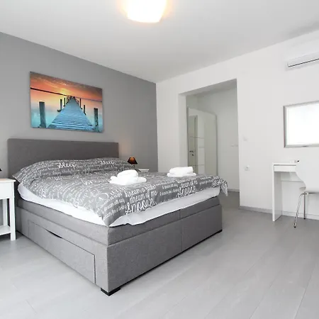 Karlo 2 Apartmán *