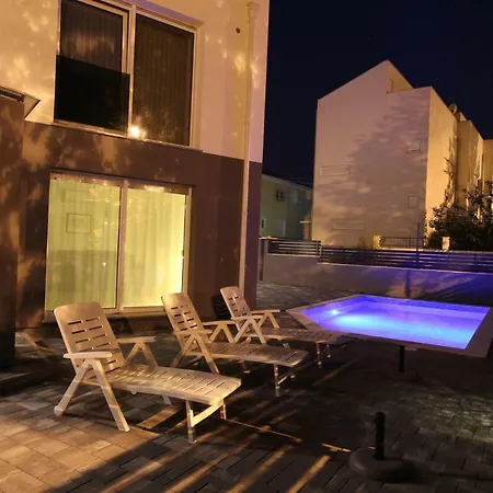 Apartment Karlo 2