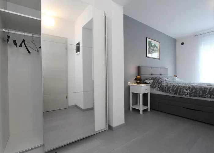 Karlo 2 Apartment Rovinj